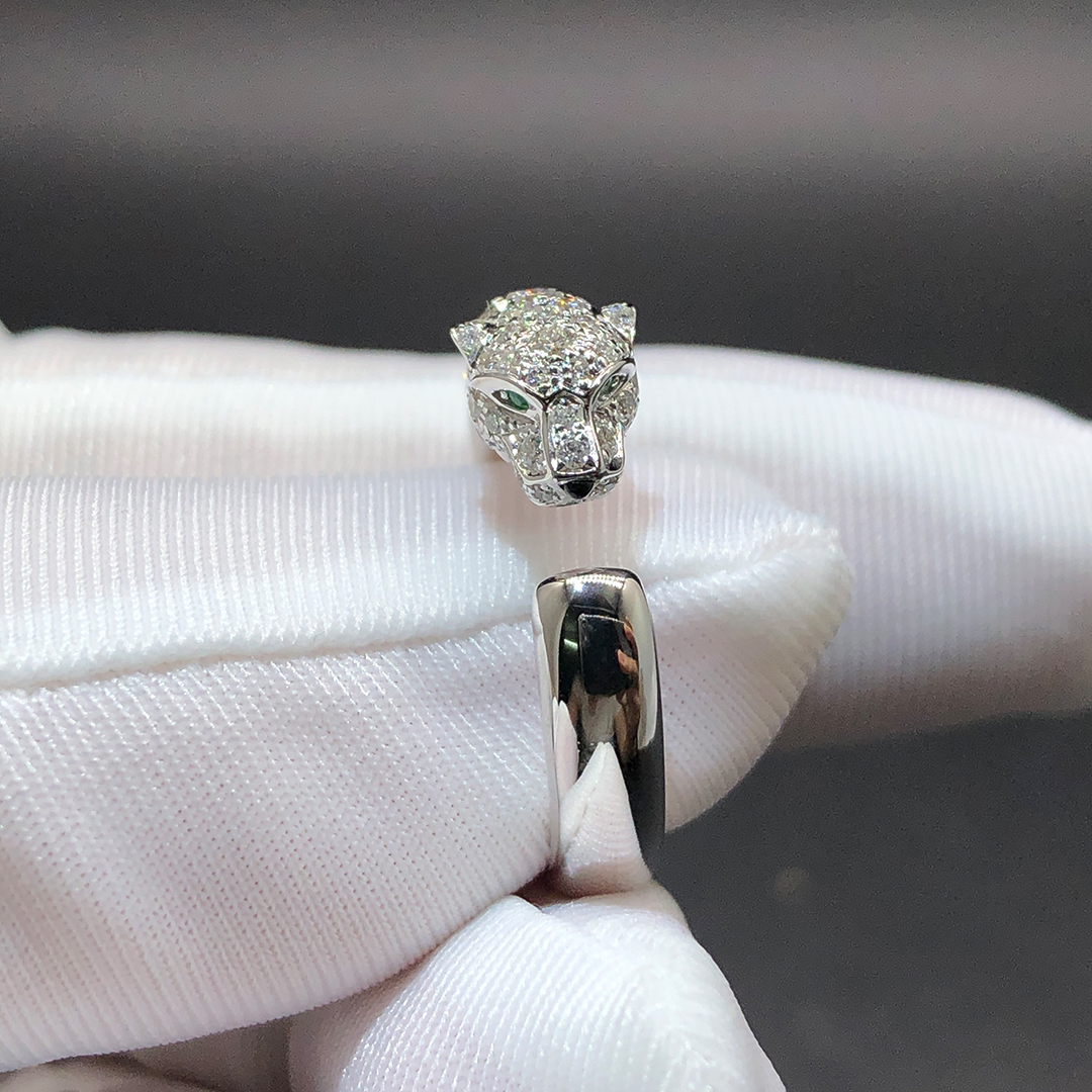 Panthere de Cartier Small Model 18k White Gold Half Pave Diamond Emeralds Onyx Ring N4765952