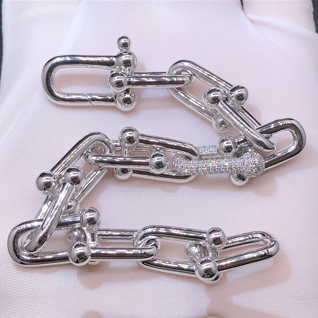 Tiffany & Co. HardWear Large Link 1.7ct Diamonds 18k White Gold Bracelet 60715157