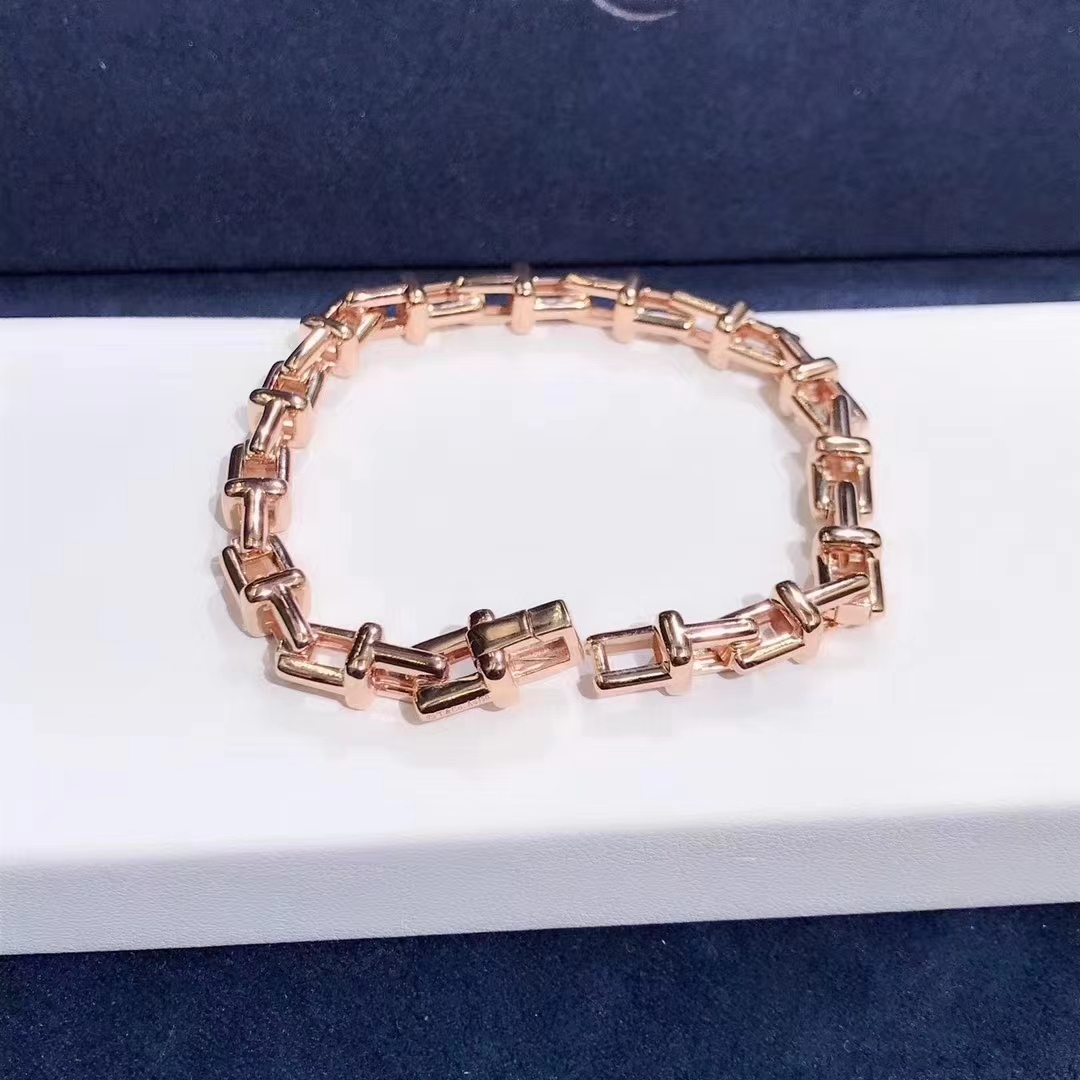Tiffany & Co. Solid 18k Rose Gold T Narrow Chain Bracelet