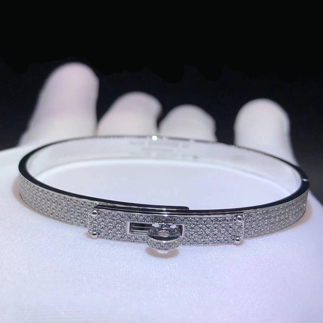 Hermes Kelly 18K White Gold Full Pave Diamond Bracelet H109031B 00LG