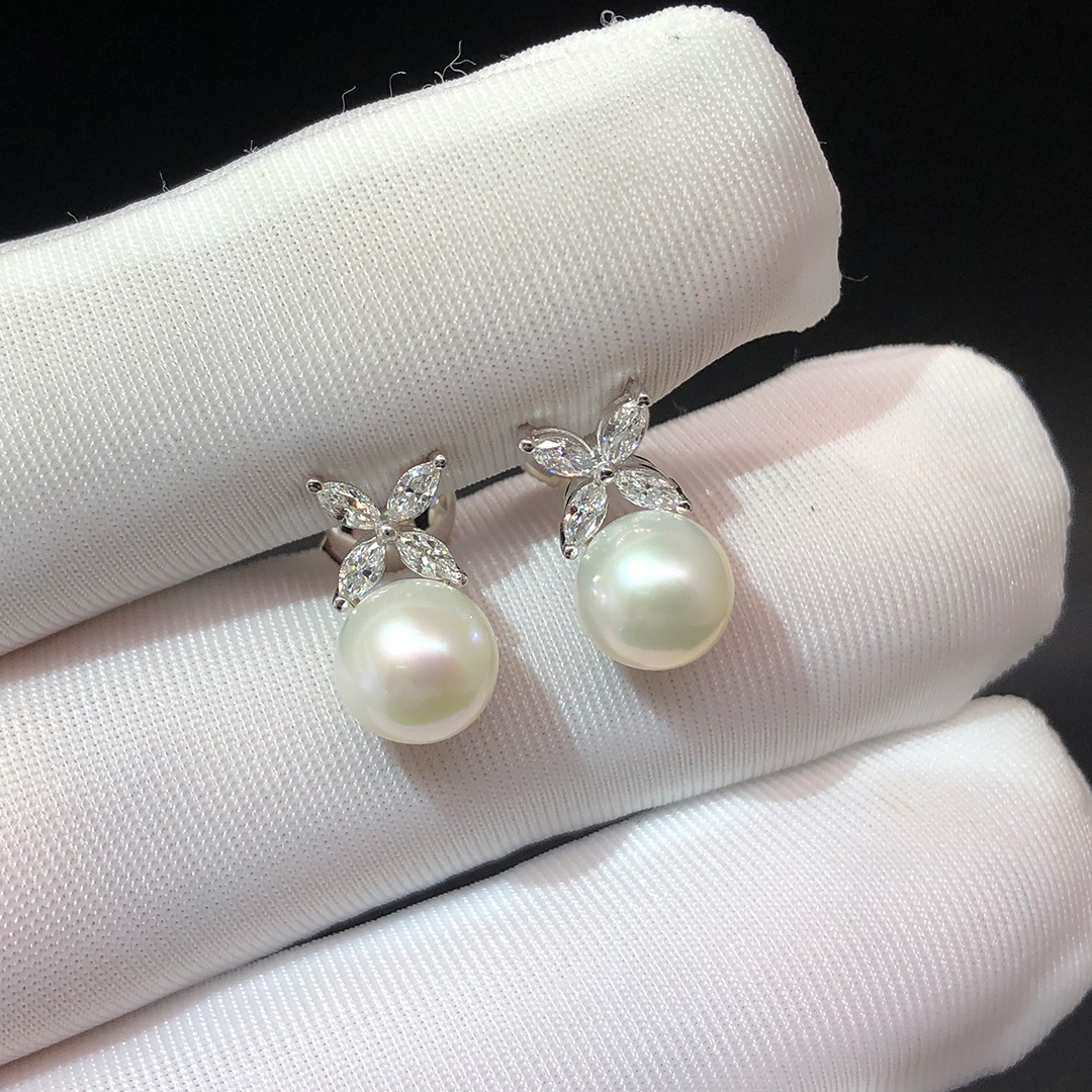 Tiffany & Co. Platinum Diamond & Pearl Victoria Earrings 60152975