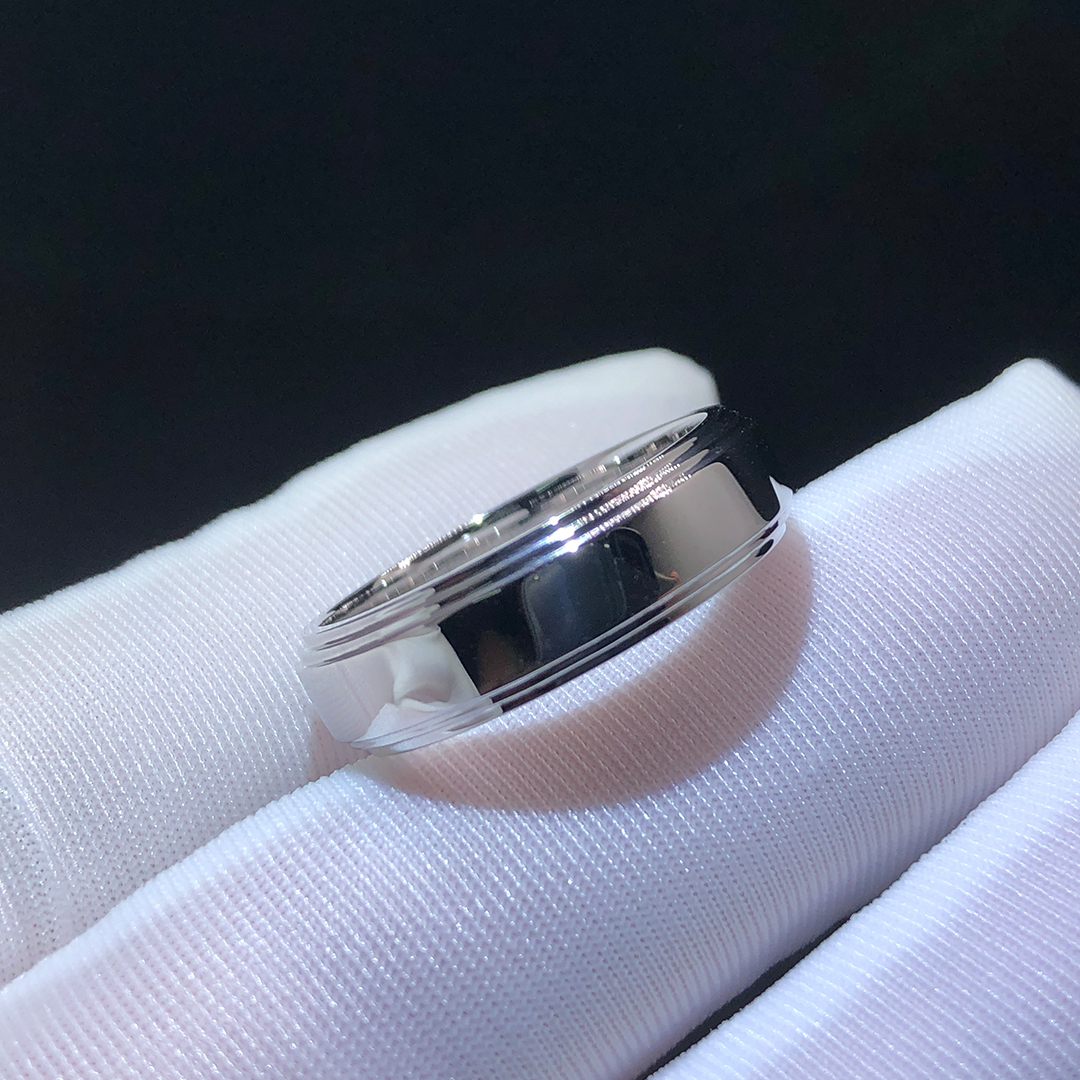 Cartier Platinum D’Amour 6mm Wedding Band Ring B4224300