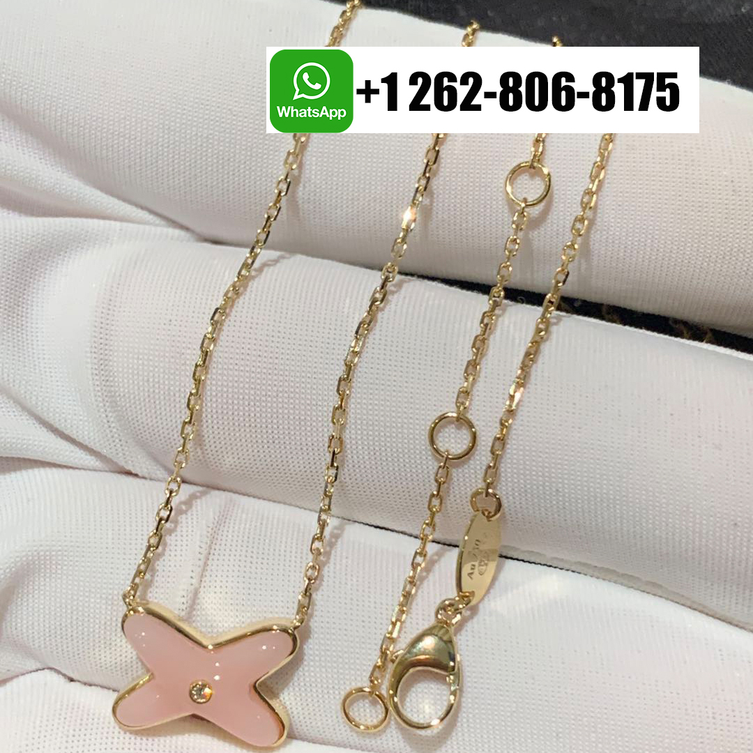 Chaumet Jeux de Liens Pink Opal 18k Yellow Gold Diamond Pendant Necklace