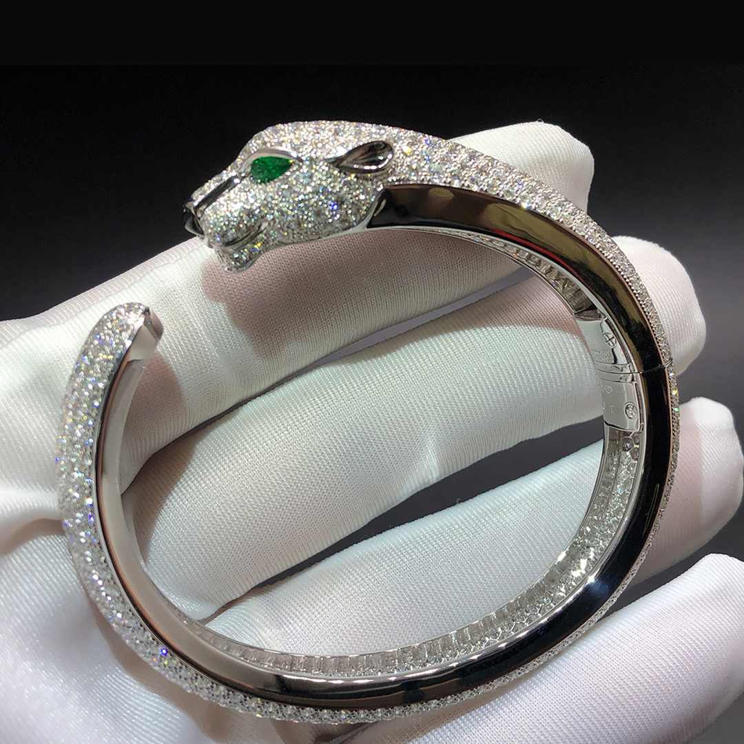 Cartier Full Pave Diamond 18k White Gold Panthère de Cartier High Jewelry Bracelet H6007417