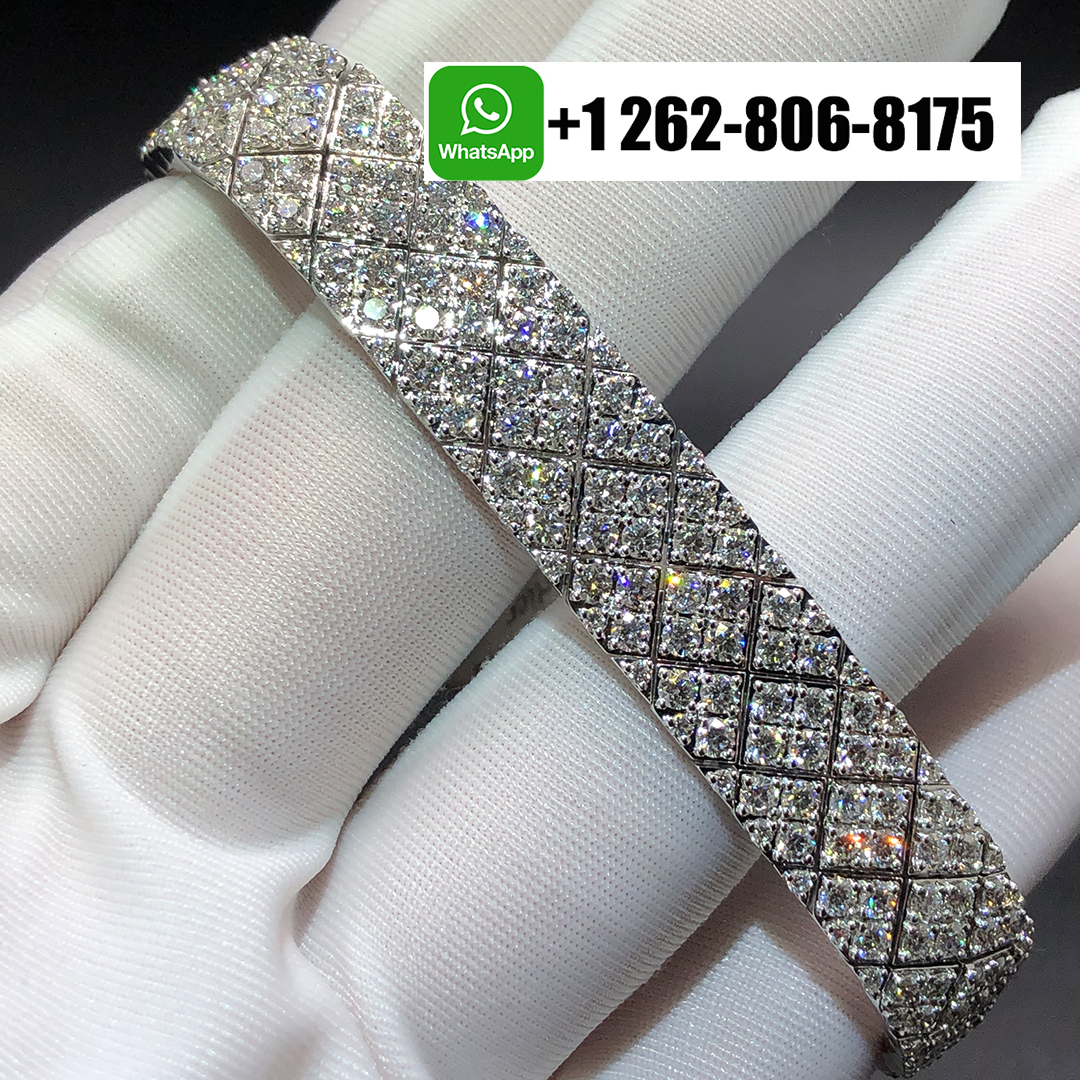 Cartier Woemen’s La Panthere de Cartier 18k White Gold Full Pave Diamonds 22.2mm High Jewelry Watch