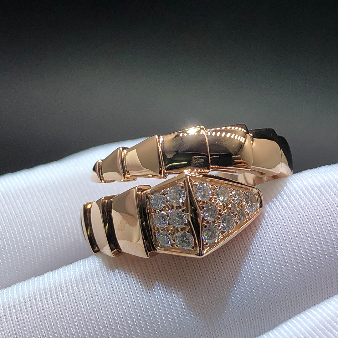 Bvlgari Serpenti Viper One-coil 18k Rose Gold Ring with Pavé Diamonds on The Head 345217