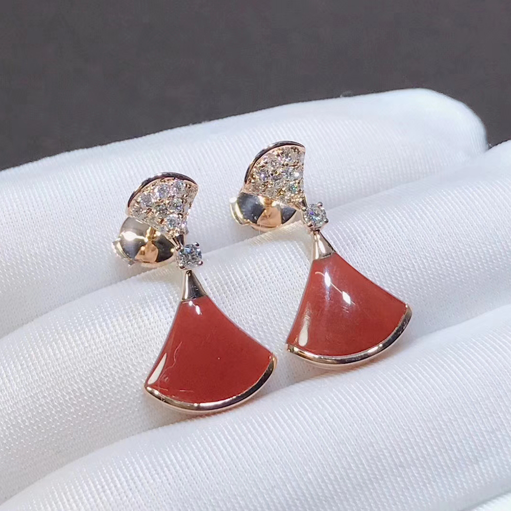 Bvlgari 18k Rose Gold Divas’ Dream Earrings Pave Diamonds and Carnelian