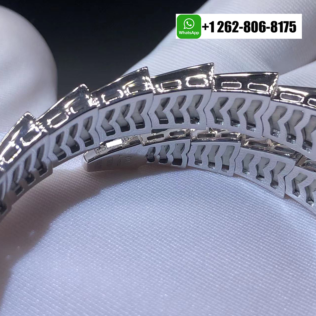 Bvlgari Serpenti Viper Full Pave Diamonds One-coil 18k White Gold Bracelet 345215