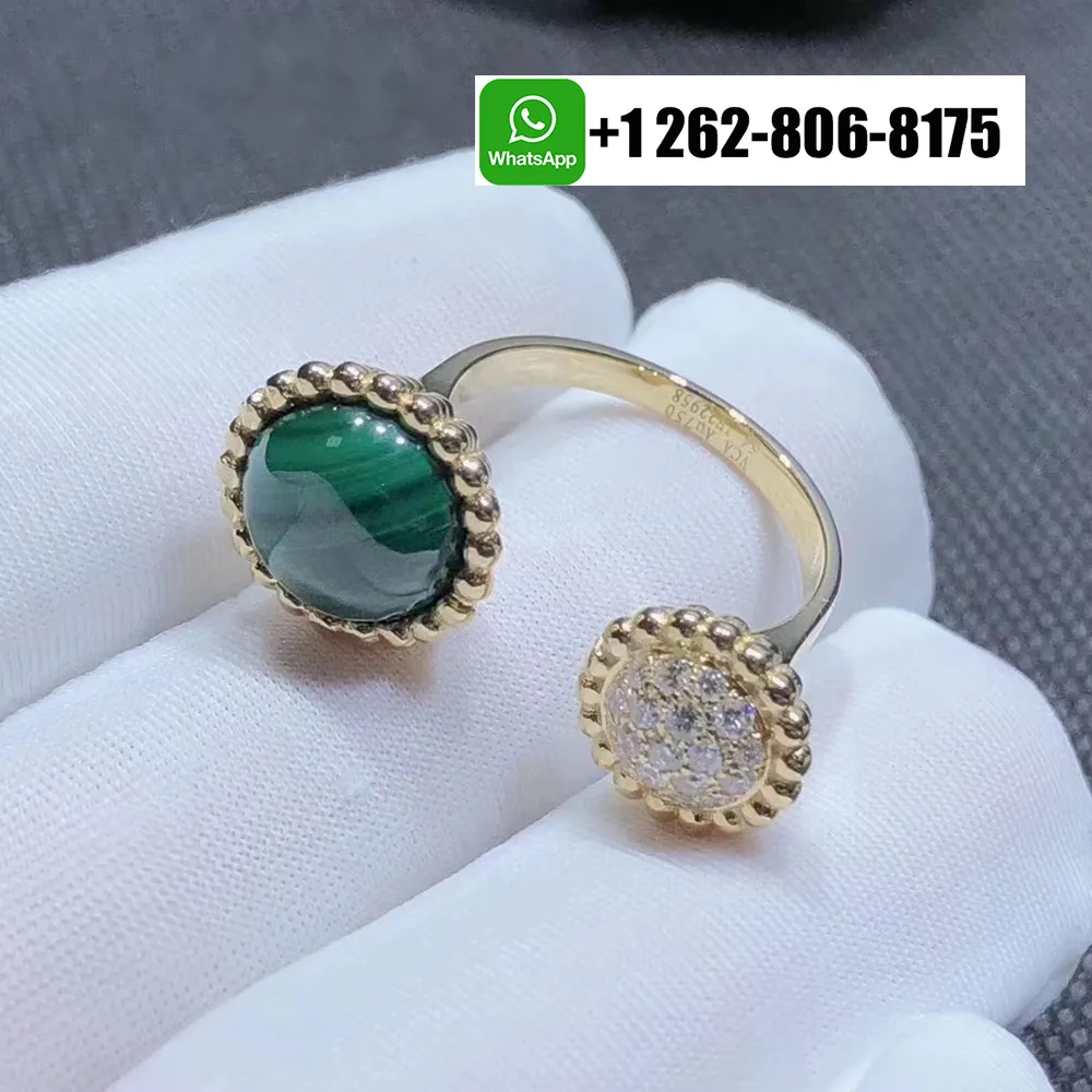 Van Cleef & Arpels Perlée Couleurs 18K Yellow Gold Between the Finger Ring with Diamond and Malachite VCARO9SU00