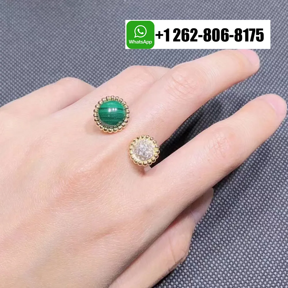 Van Cleef & Arpels Perlée Couleurs 18K Yellow Gold Between the Finger Ring with Diamond and Malachite VCARO9SU00